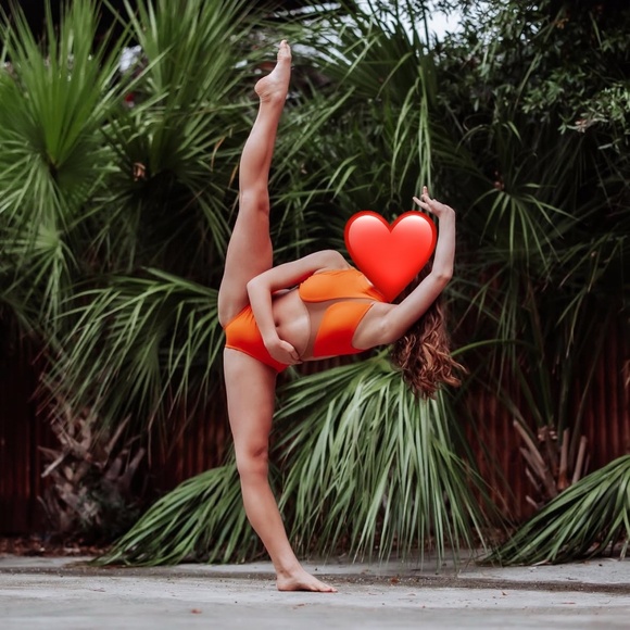 Dance Costume - Picture 4 of 4